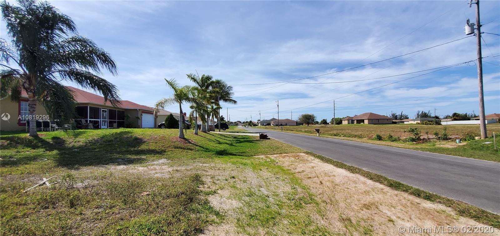 1104 SW Embers Terr, Cape Coral FL 33991 photo 2