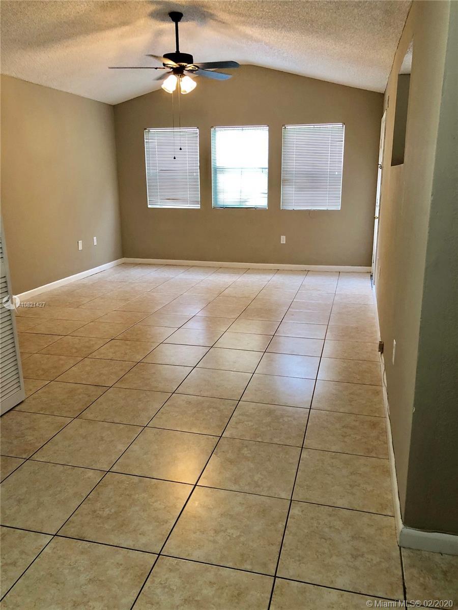 Miami, FL 33196 photo 4