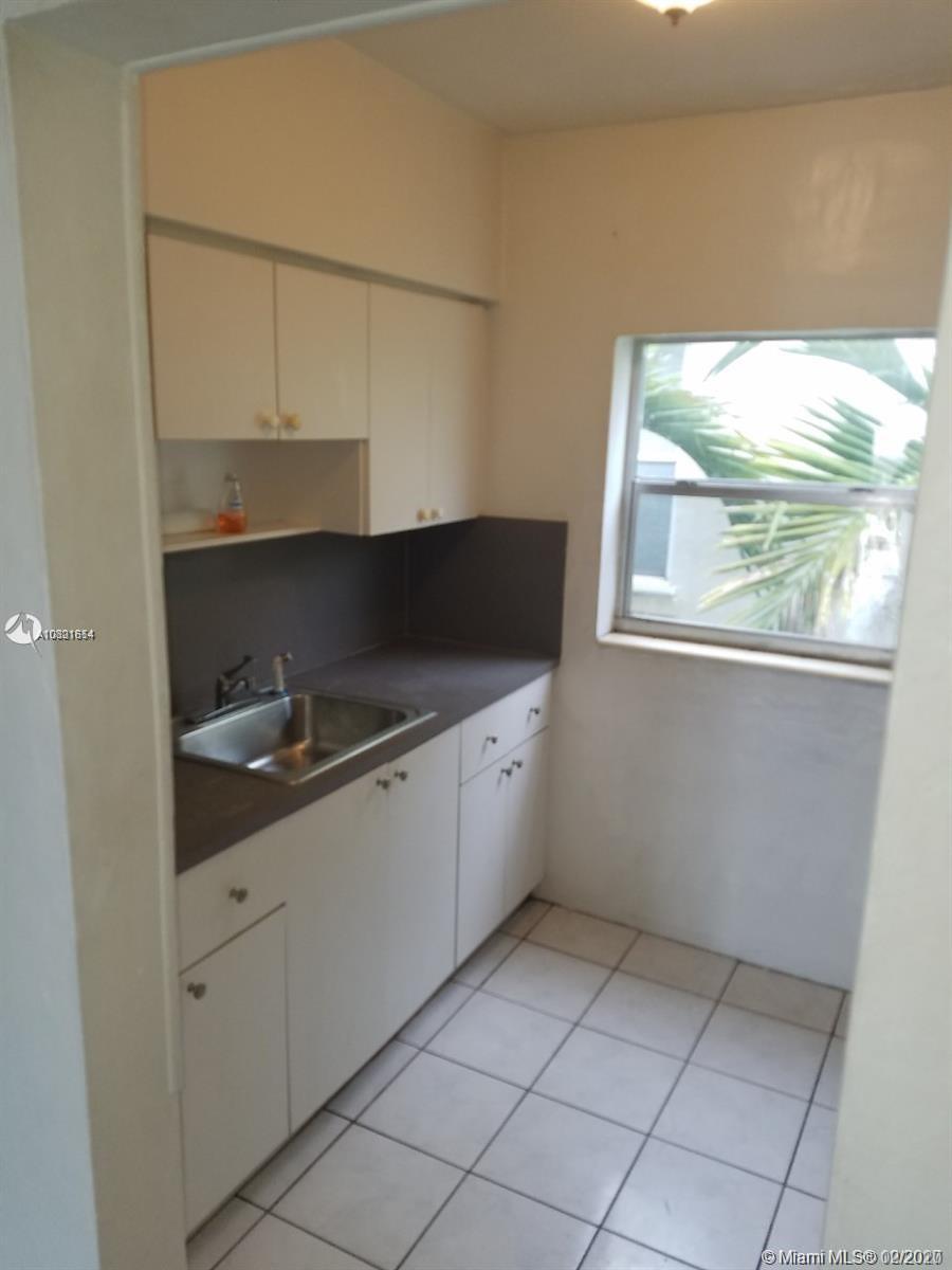 544 Michigan Ave # 13, Miami Beach FL 33139 photo 5