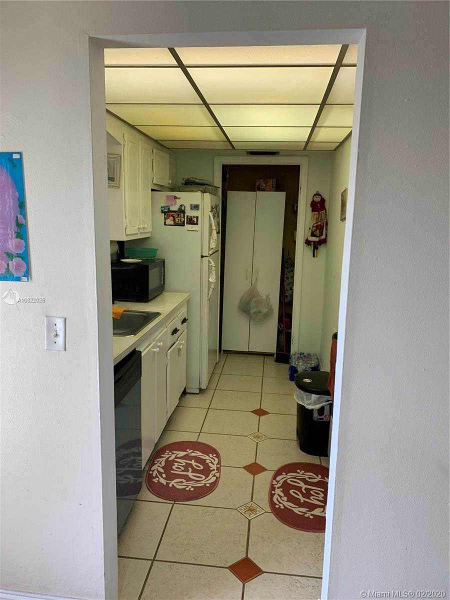 9911 Sandalfoot Blvd # 118, Boca Raton FL 33428 photo 4