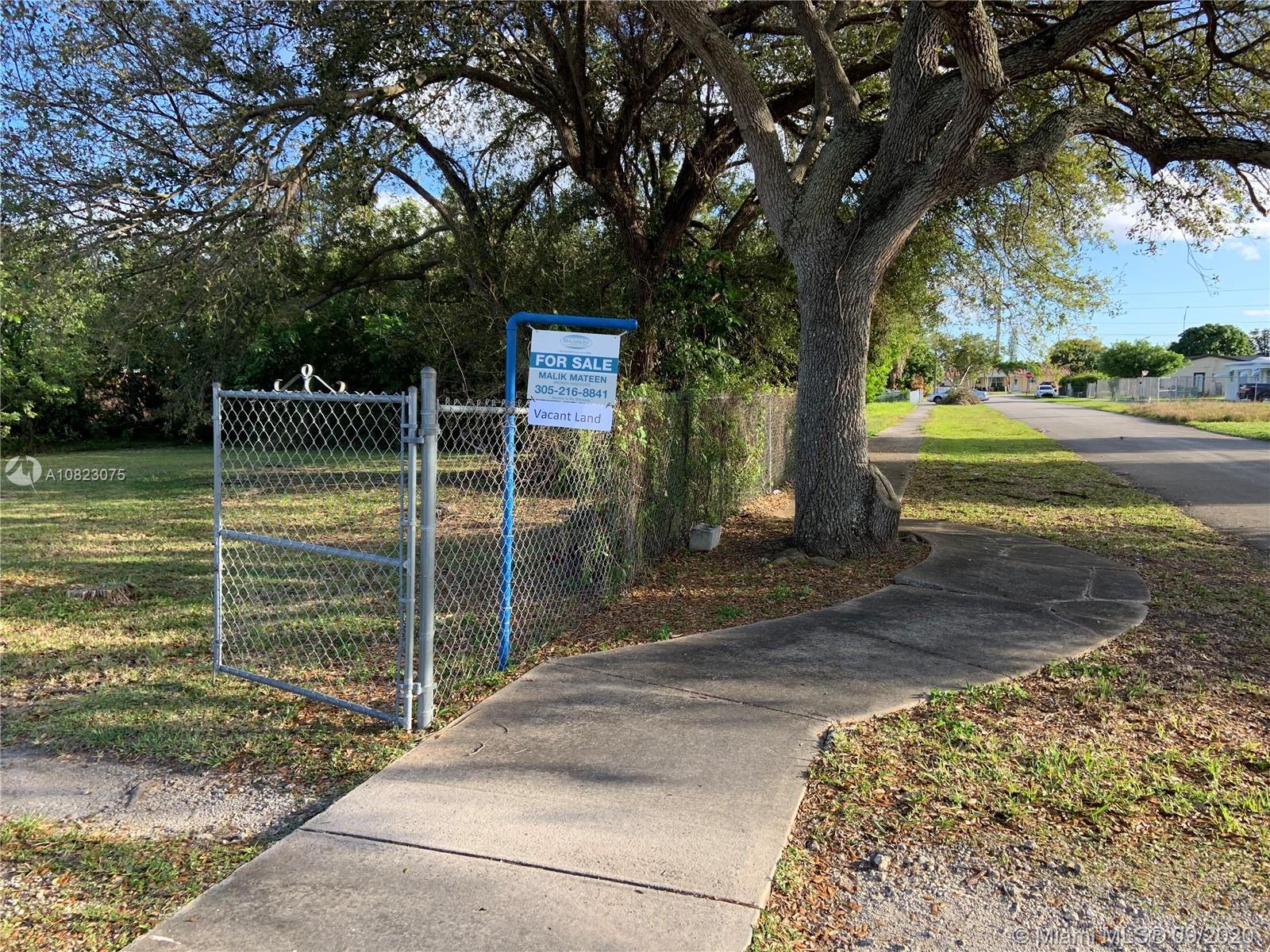 105 AVE SW 149 Ter, Miami FL 33176 photo 3