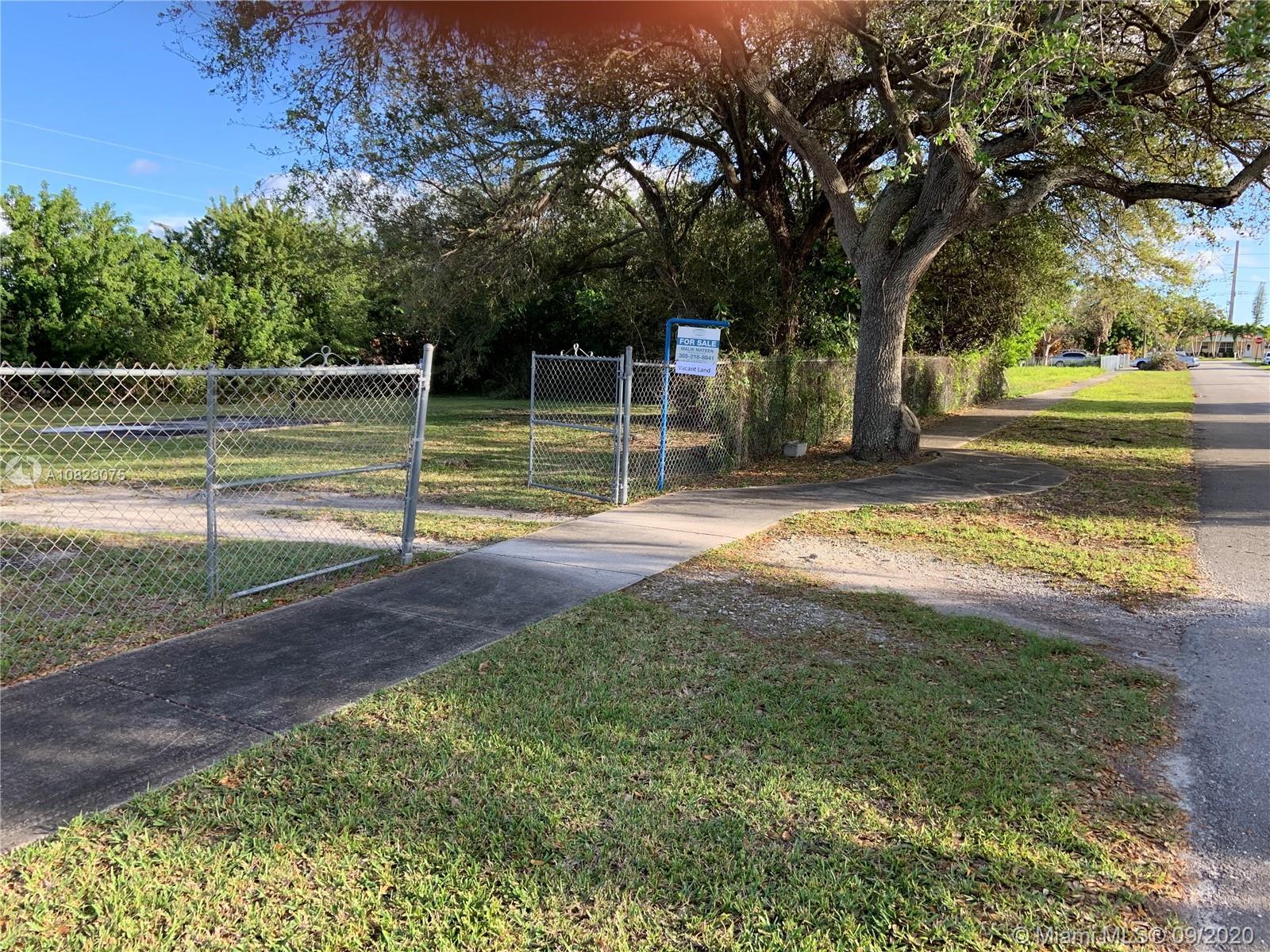 105 AVE SW 149 Ter, Miami FL 33176