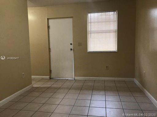 352 NW 11th St # 5, Miami FL 33136 photo 2