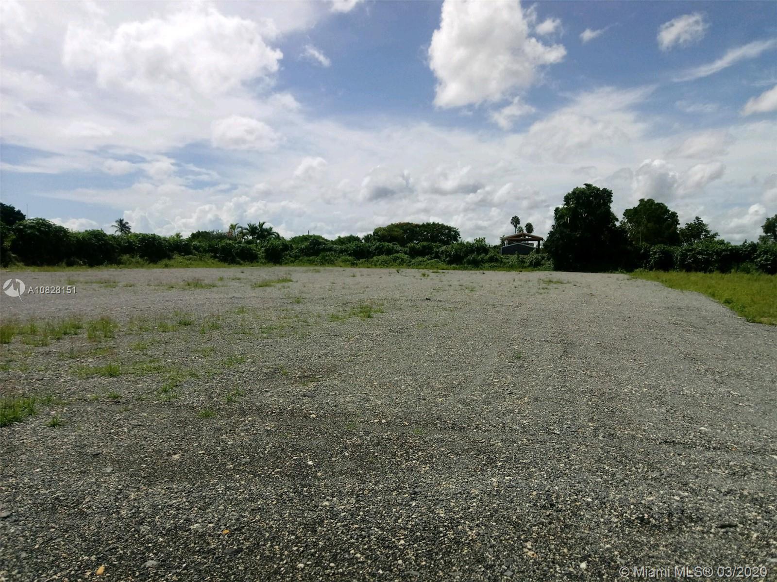 20500 SW 188th, Unincorporated Dade County FL 33187 photo 2