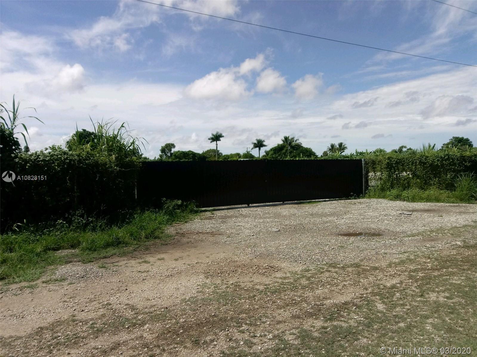 20500 SW 188th, Unincorporated Dade County FL 33187 photo 4