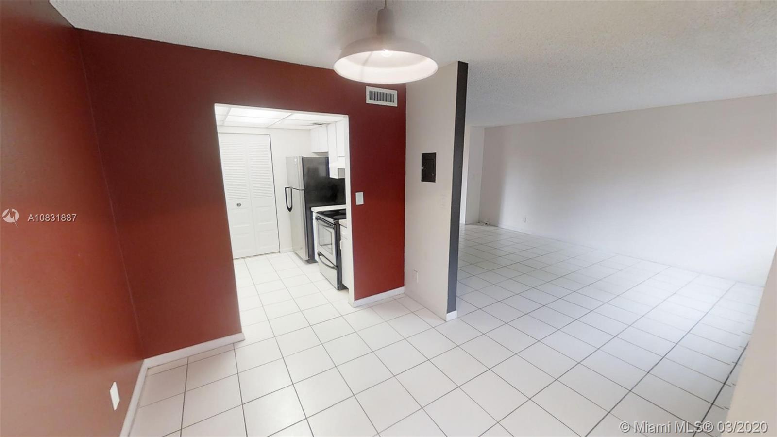 500 NE 2nd St # 309, Dania Beach FL 33004 photo 4