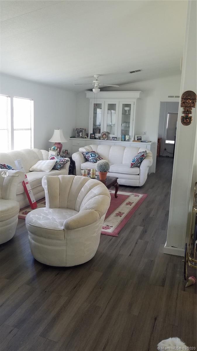 Pembroke Pines, FL 33029 photo 3