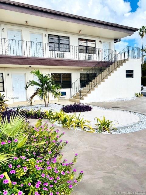2350 Palm Ave # 6, Hialeah FL 33010 photo 2