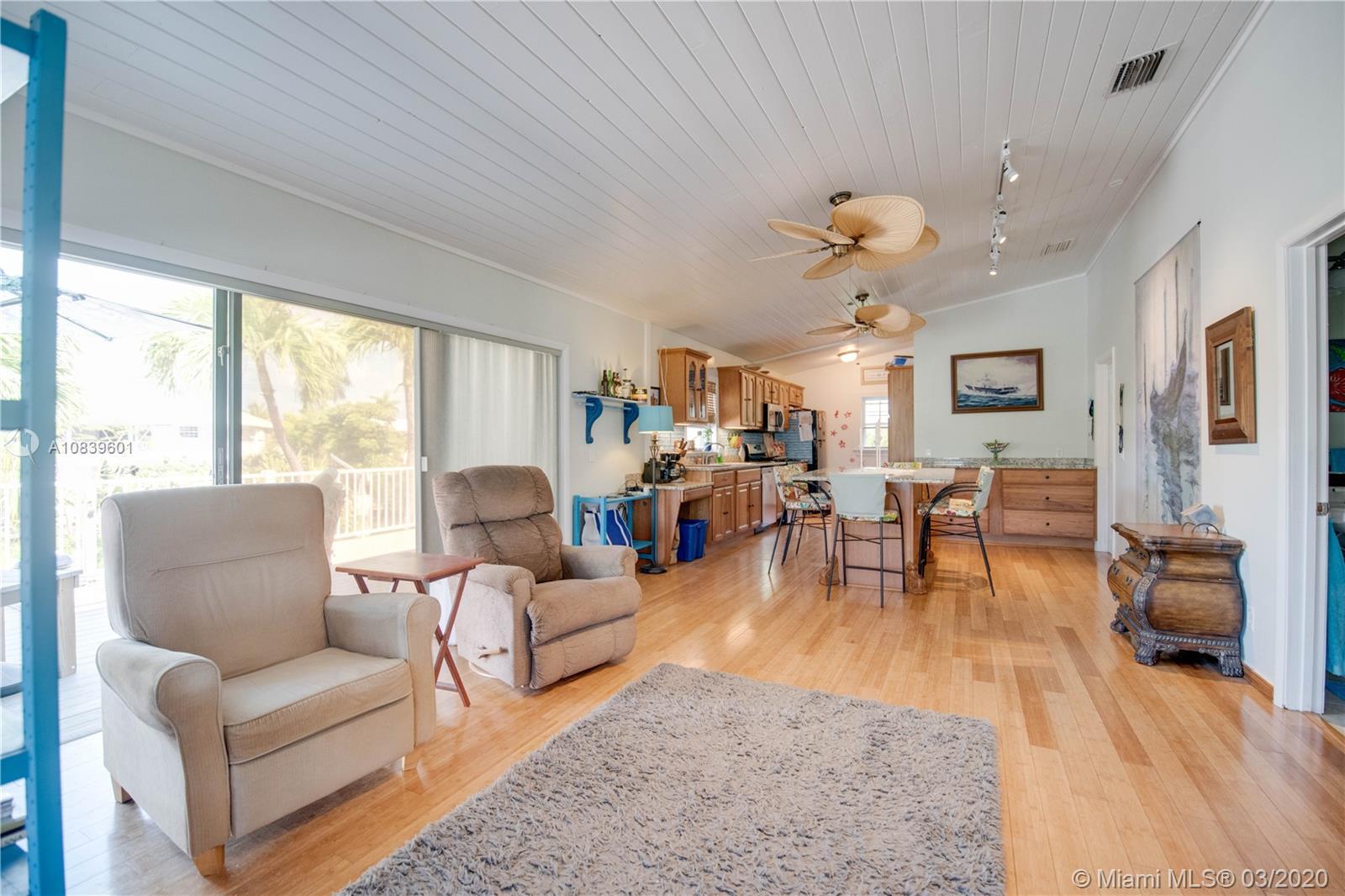 17139 Amberjack Ln, Sugarloaf FL 33042 photo 4