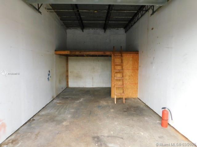 860 NW 45th St # 4, Oakland Park FL 33309 photo 2
