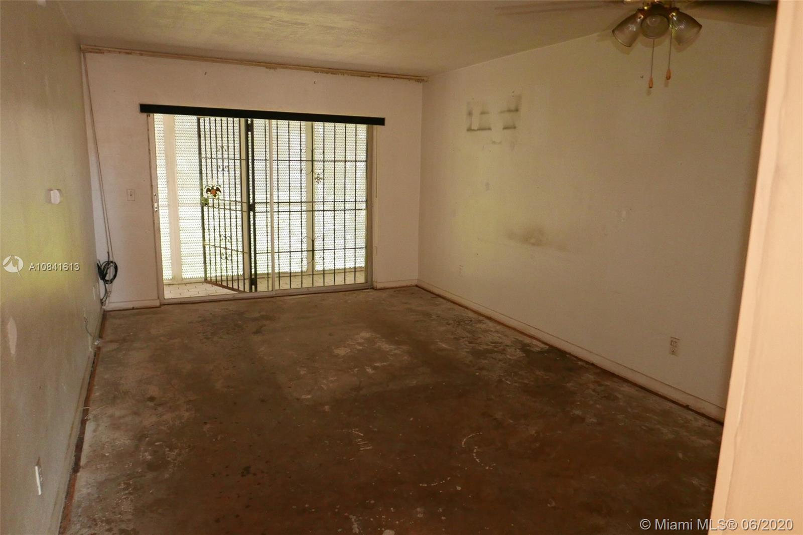 14000 NE 2nd Ct # 1, Miami FL 33161 photo 3