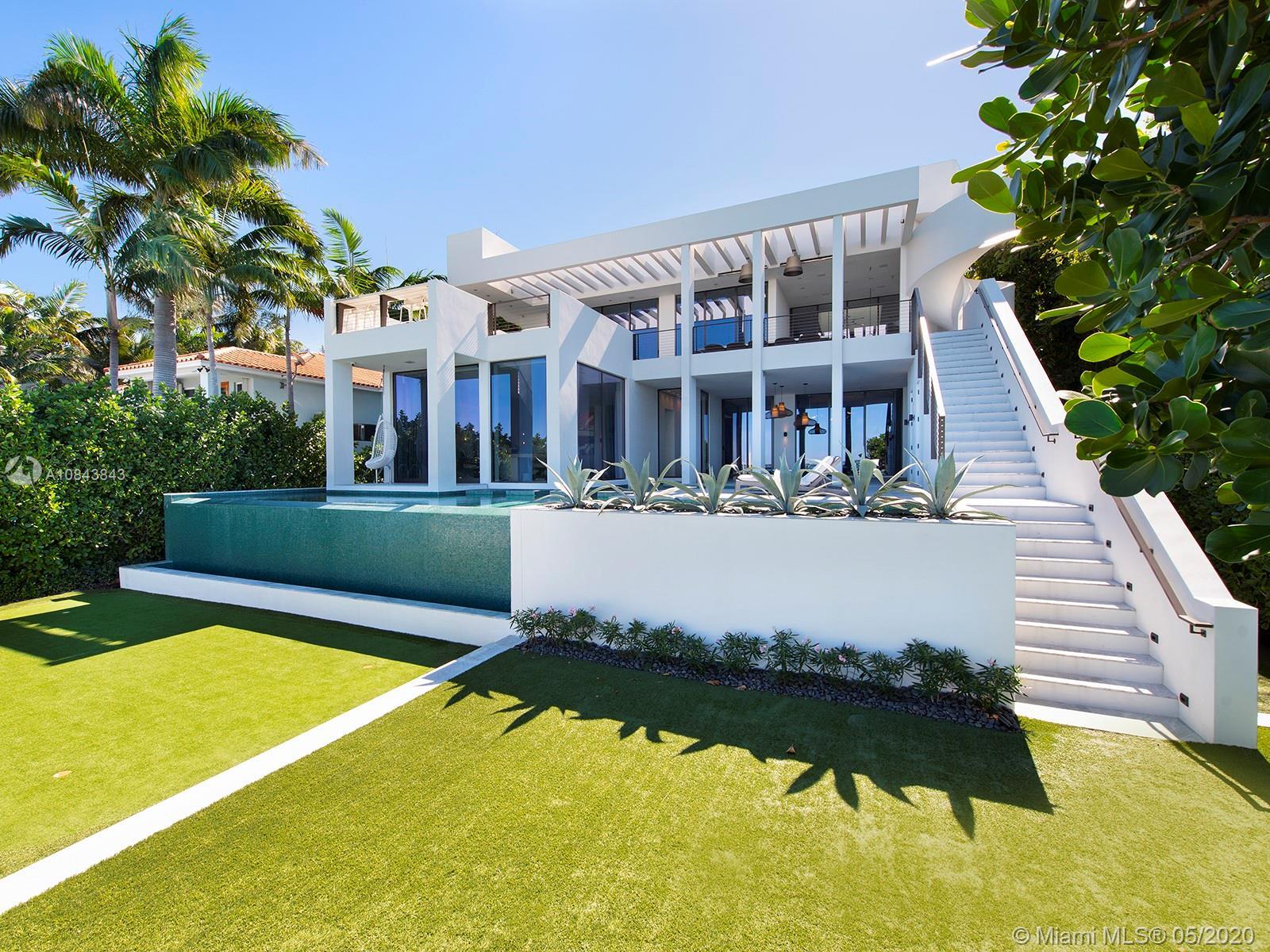 1325 N Venetian Way, Miami FL 33139 photo 4