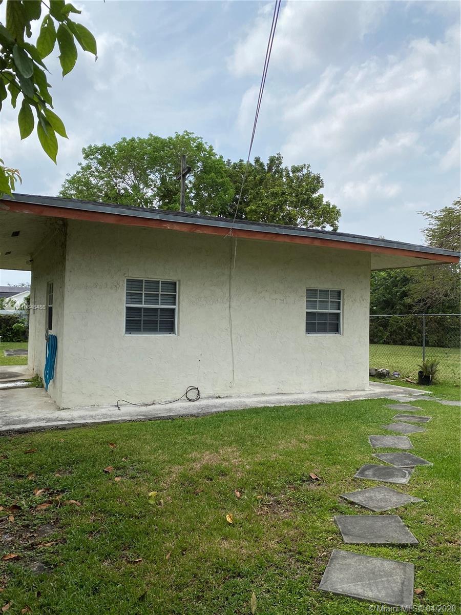 500 SW 124 Avenue # B, Miami FL 33184