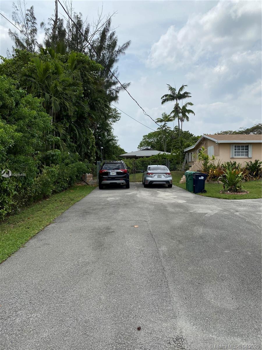 500 SW 124 Avenue # B, Miami FL 33184 photo 4