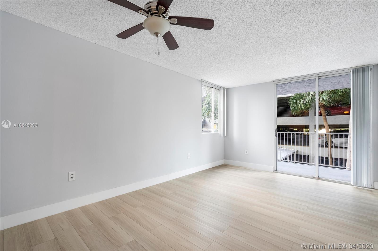 Miami, FL 33136 photo 2
