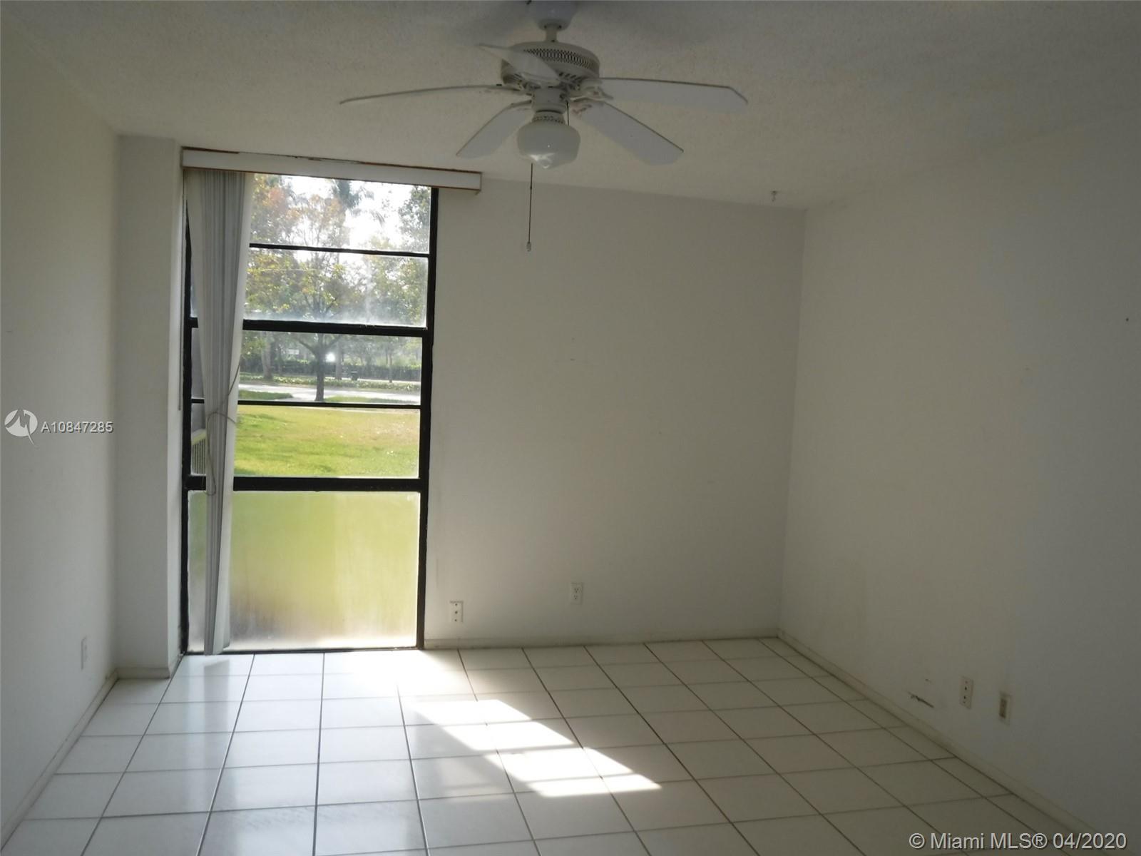 3101 N Country Club Dr # 106, Aventura FL 33180 photo 4