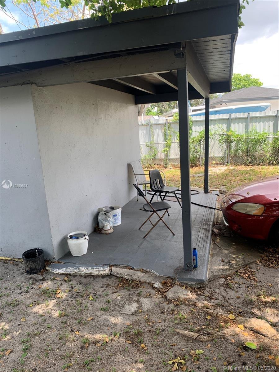 13040 W Golf Dr, Miami FL 33167 photo 4