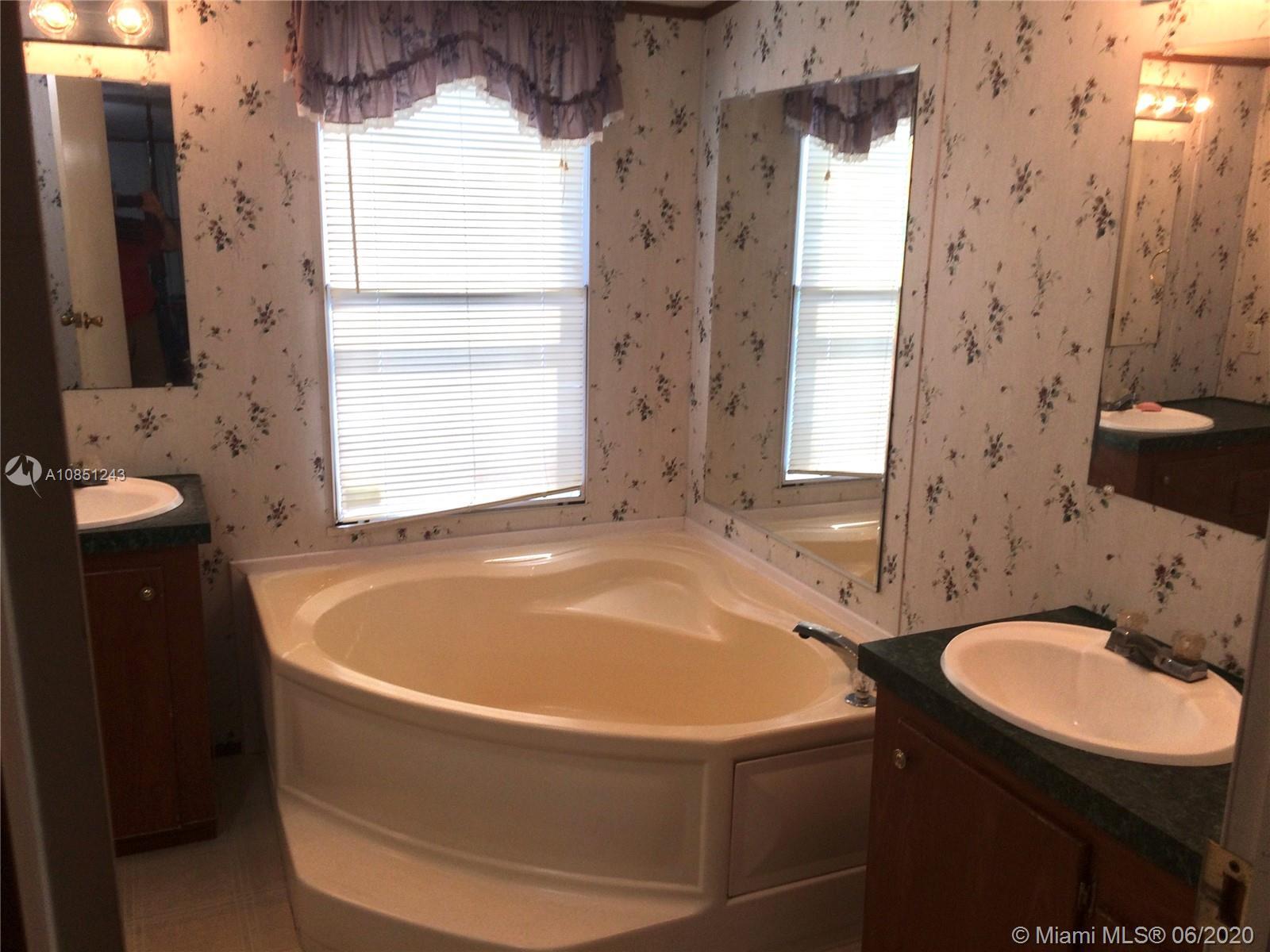 220 NE 12  Ave  # 154, Homestead FL 33030 photo 5