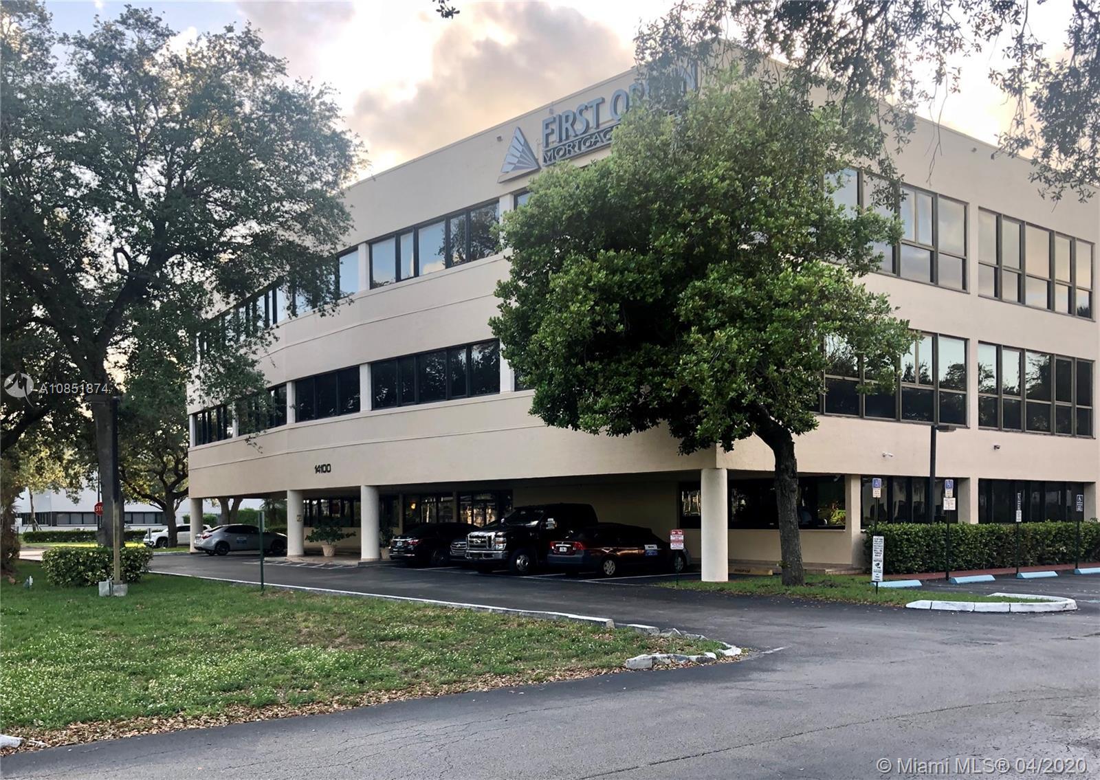 14100 Palmetto Frntg Rd # 114, Miami Lakes FL 33016