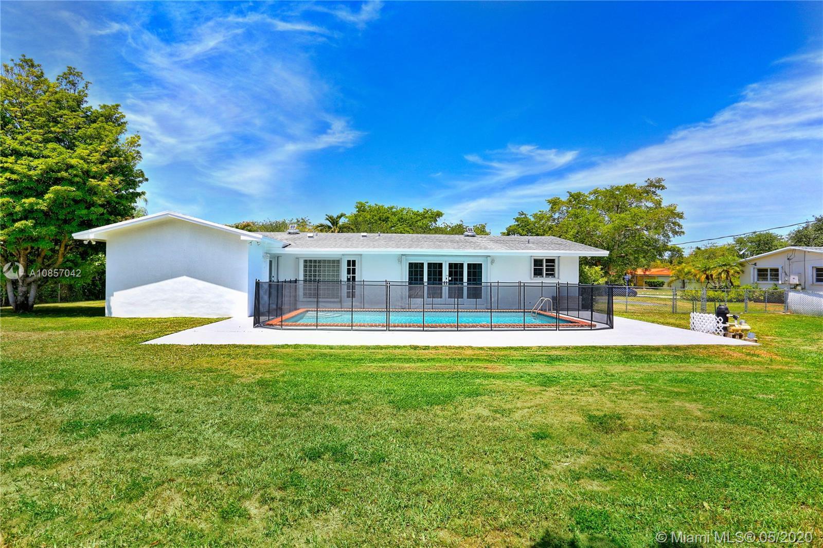 15025 SW 82nd Ave, Palmetto Bay FL 33158 photo 2