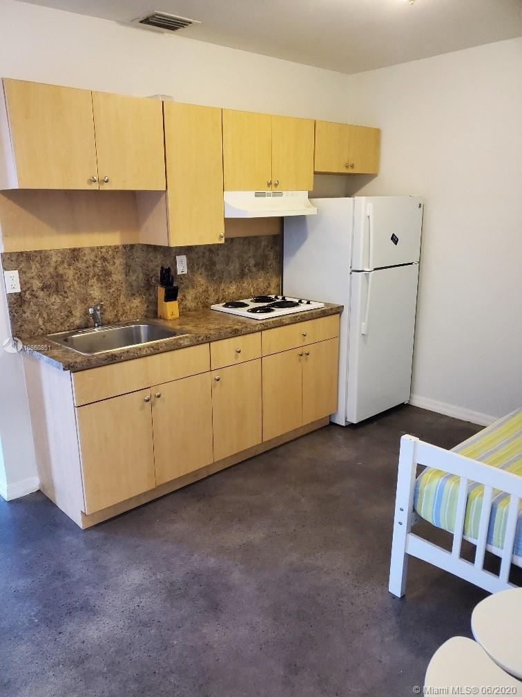 9751 W Okeechobee Rd # 306, Hialeah Gardens FL 33016 photo 3