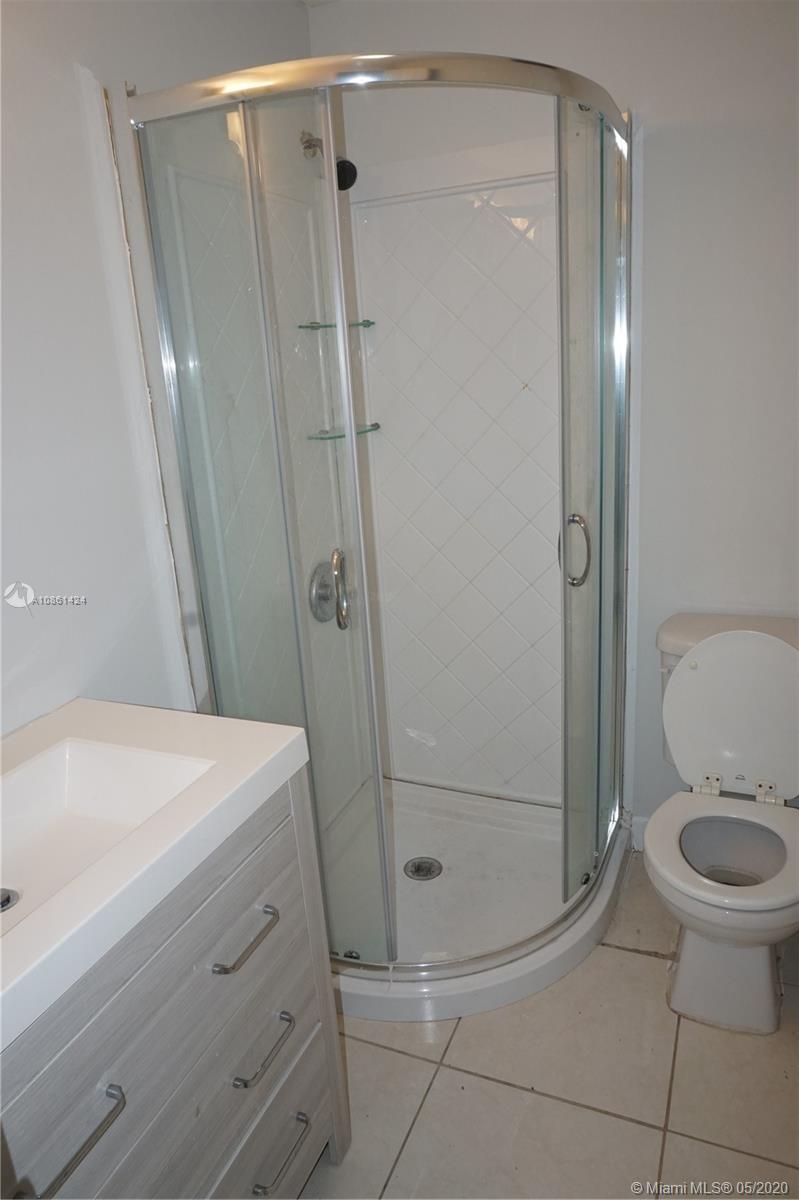 2700 SW 33 ct # B, Miami FL 33133 photo 5