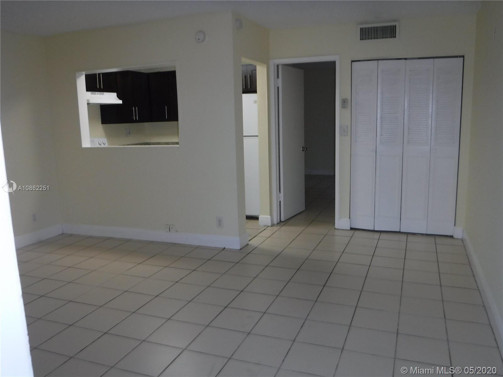 241 SE 9th Ave # 107, Pompano Beach FL 33060 photo 4