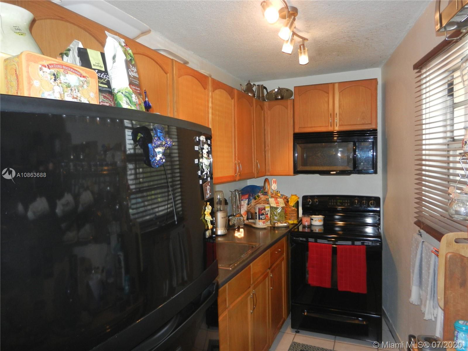 520 NE 38 St # 5, Miami FL 33137 photo 2
