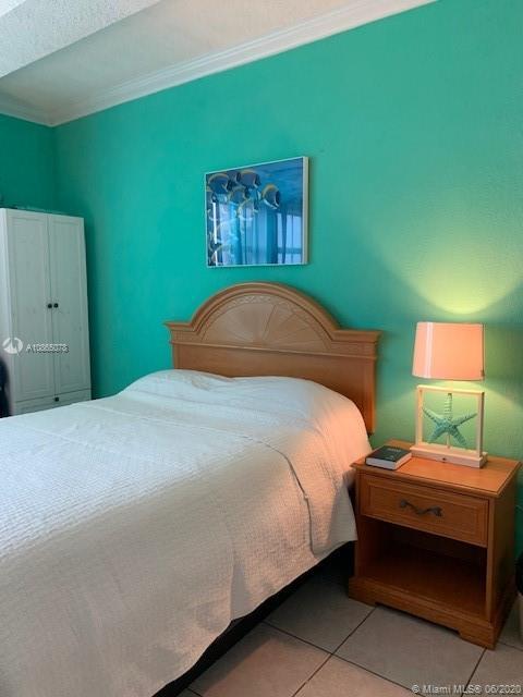 Hollywood, FL 33019 photo 2