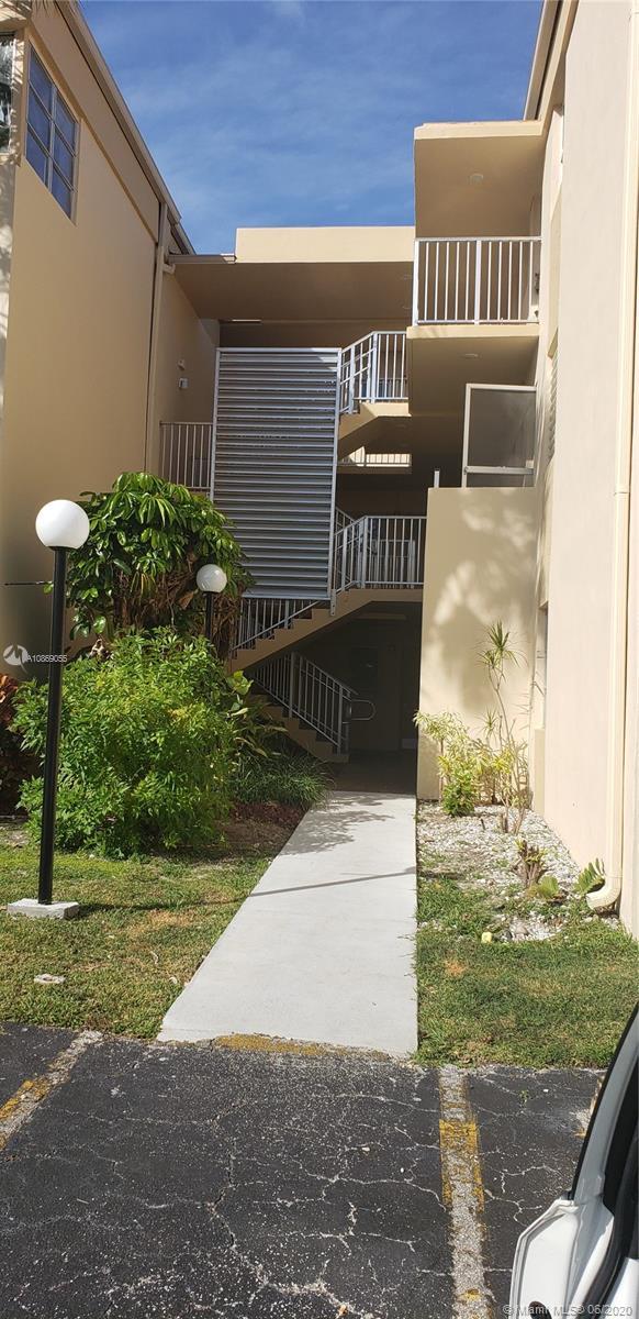 9175 SW 77th Ave # 108, Miami FL 33156 photo 2