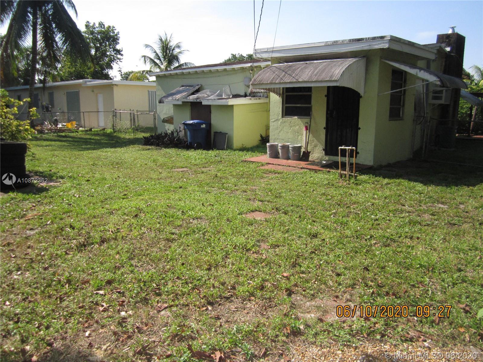 831 NW 140th Ter, Miami FL 33168 photo 2