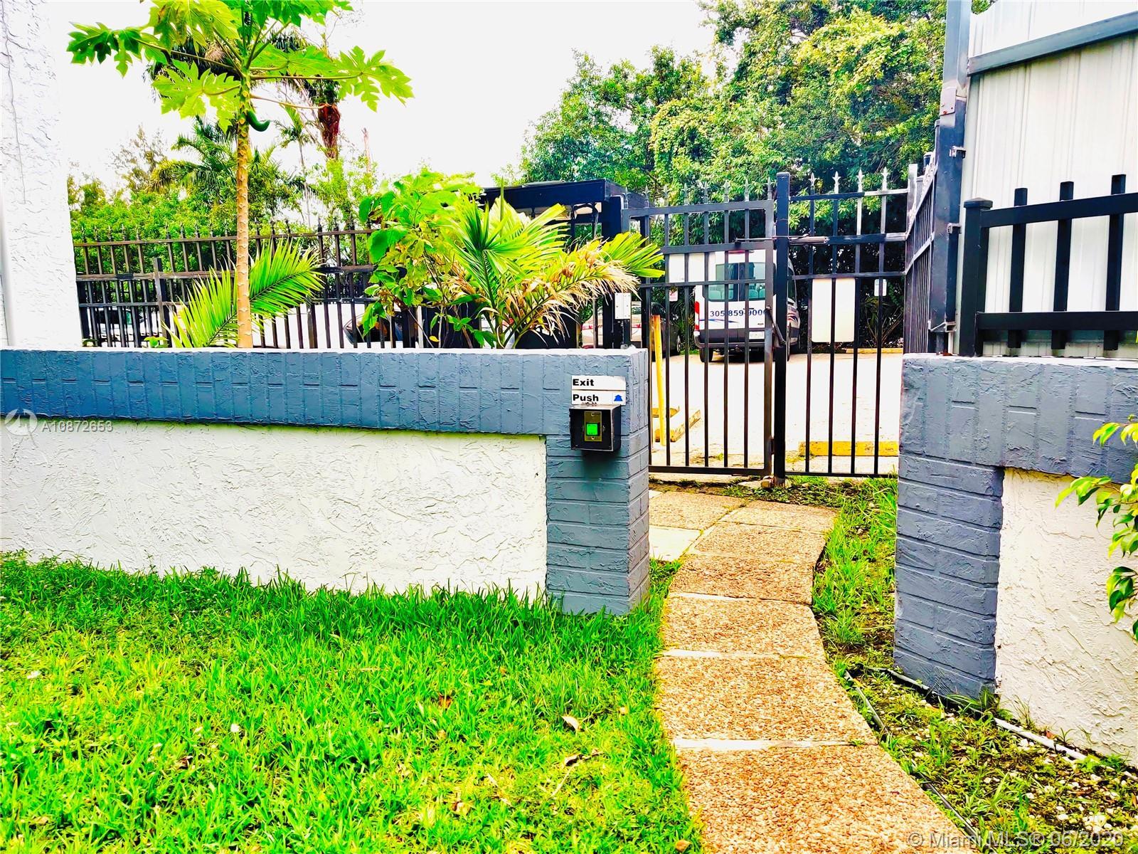 13500 NE 3rd Ct # 324, North Miami FL 33161 photo 4