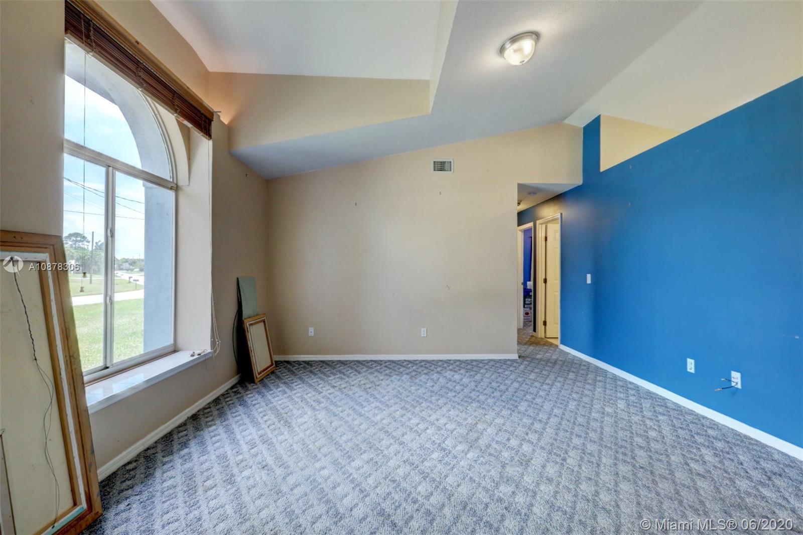 2466 SW Aberdeen St, Port St. Lucie FL 34953 photo 4
