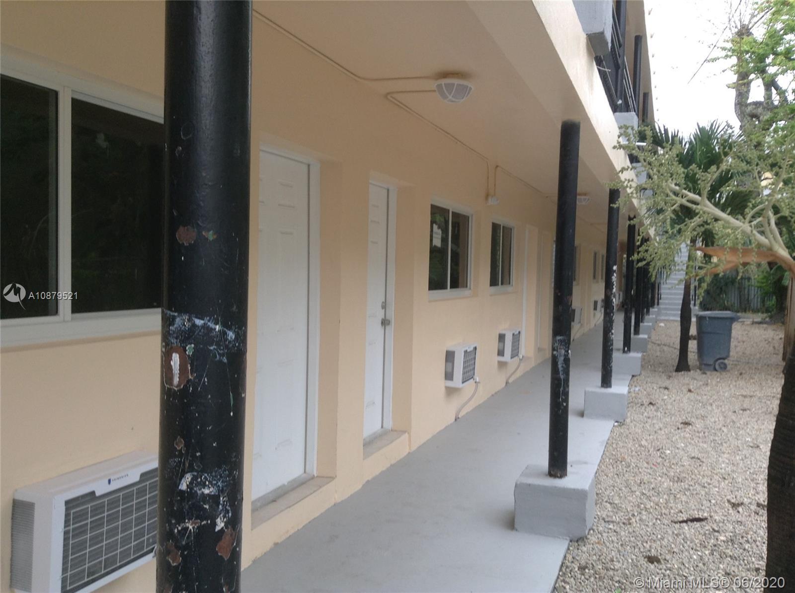 223 NW 12th St # 21, Miami FL 33136