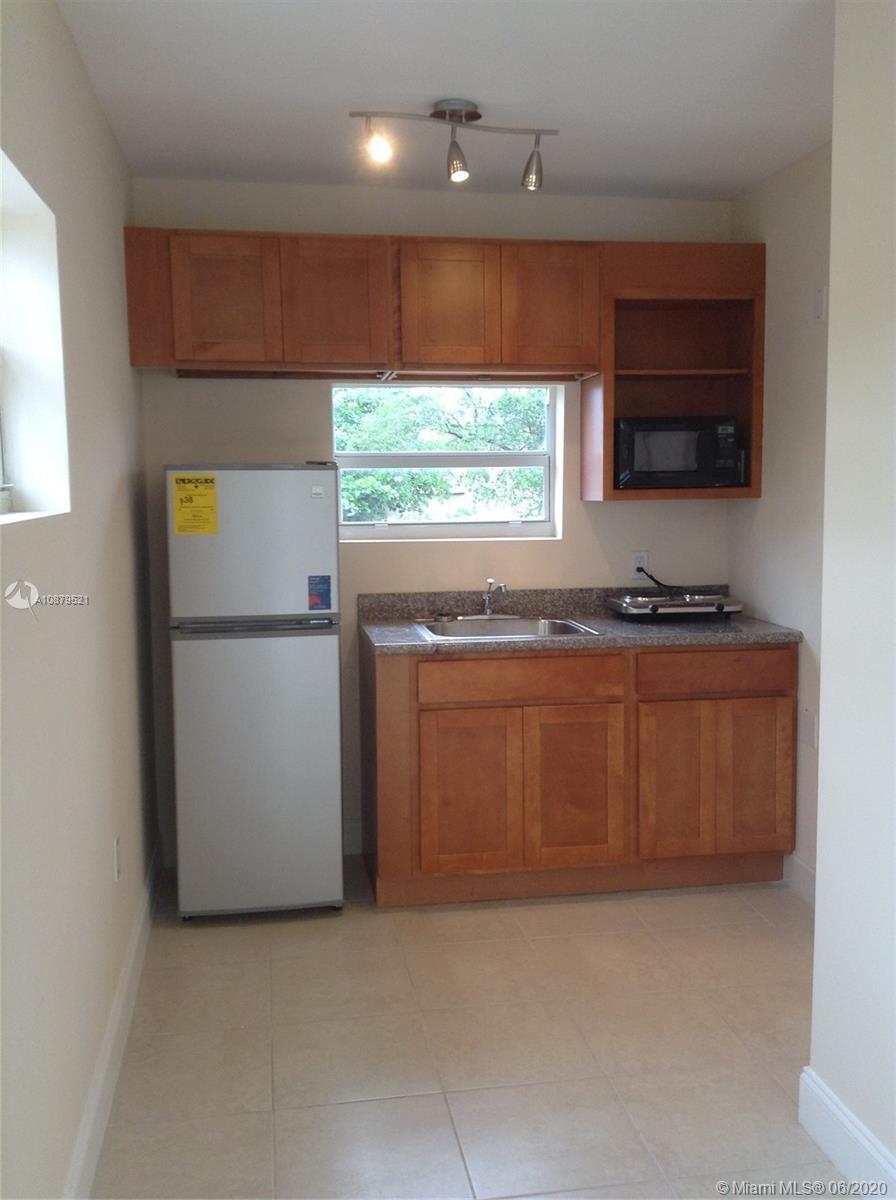 223 NW 12th St # 21, Miami FL 33136 photo 5