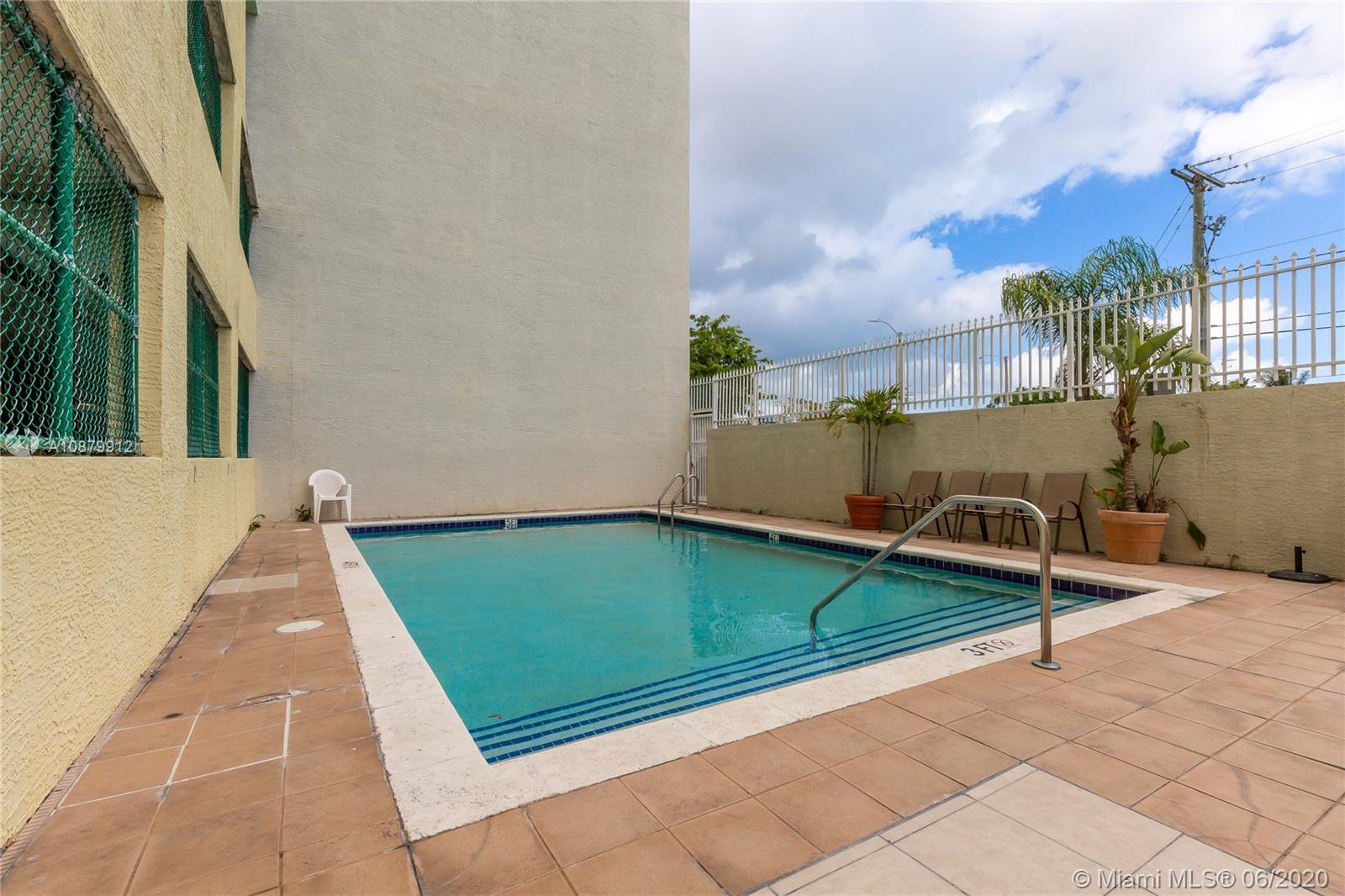 1350 NW 8th Ct # 6, Miami FL 33136 photo 4