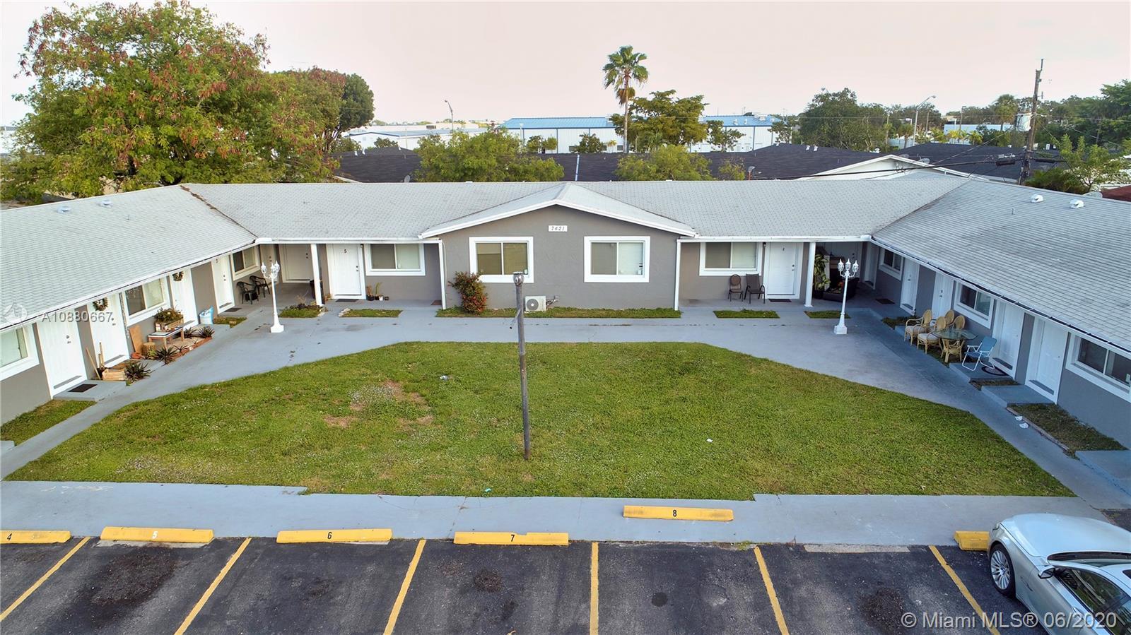 7421 Venetian St, Miramar FL 33023