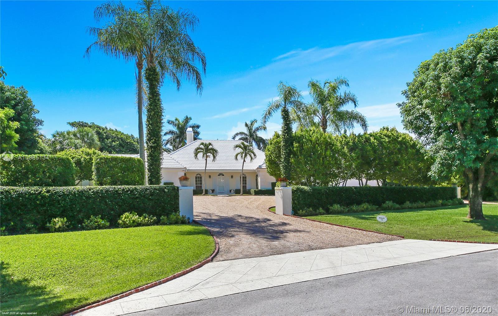 106 Bassett Creek Trl, Hobe Sound FL 33455 photo 2