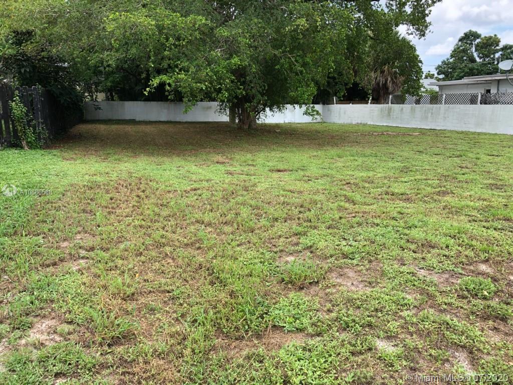 369 Orange Way, West Palm Beach FL 33405 photo 2