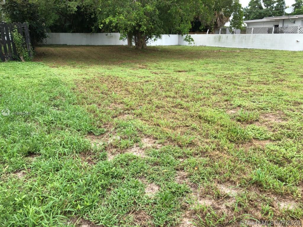 369 Orange Way, West Palm Beach FL 33405 photo 3