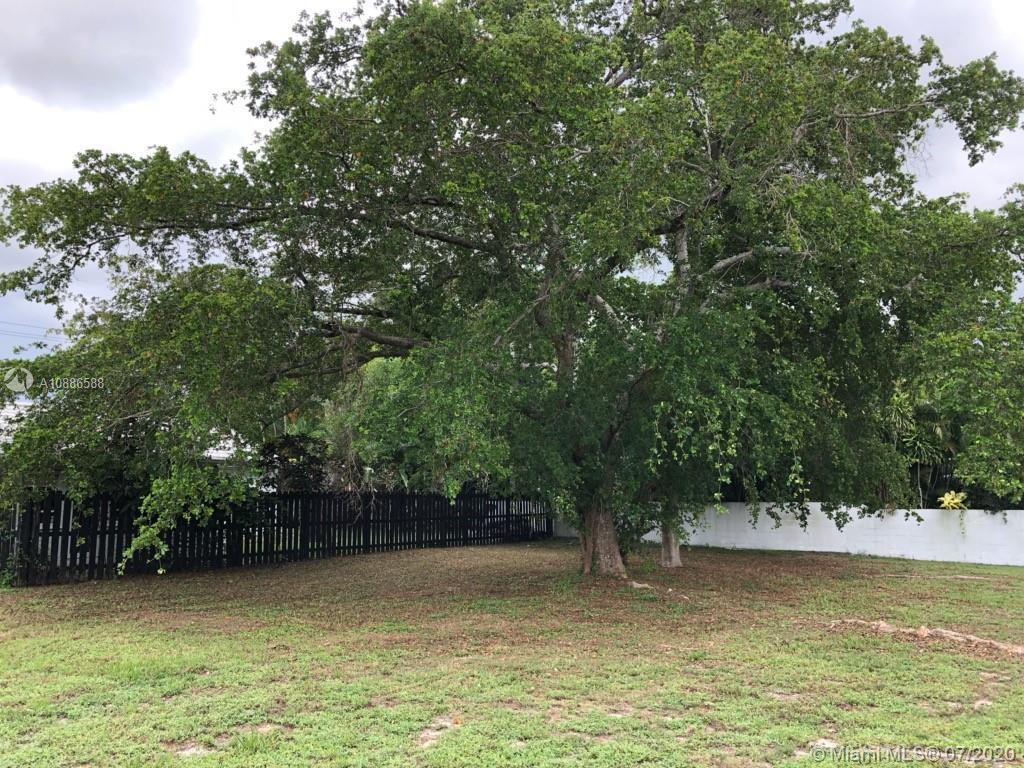 369 Orange Way, West Palm Beach FL 33405 photo 4