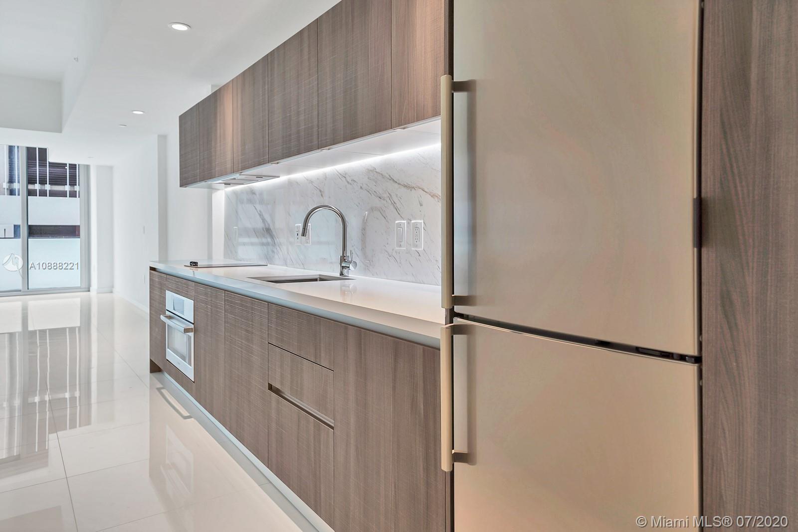 851 NE 1st St # 302, Miami FL 33128 photo 2