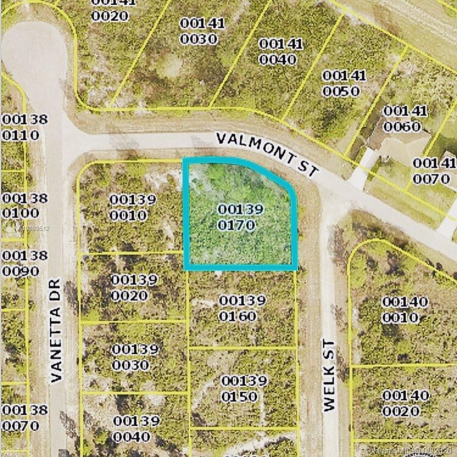 1843 Welk St, Lehigh Acres FL 33972 photo 3