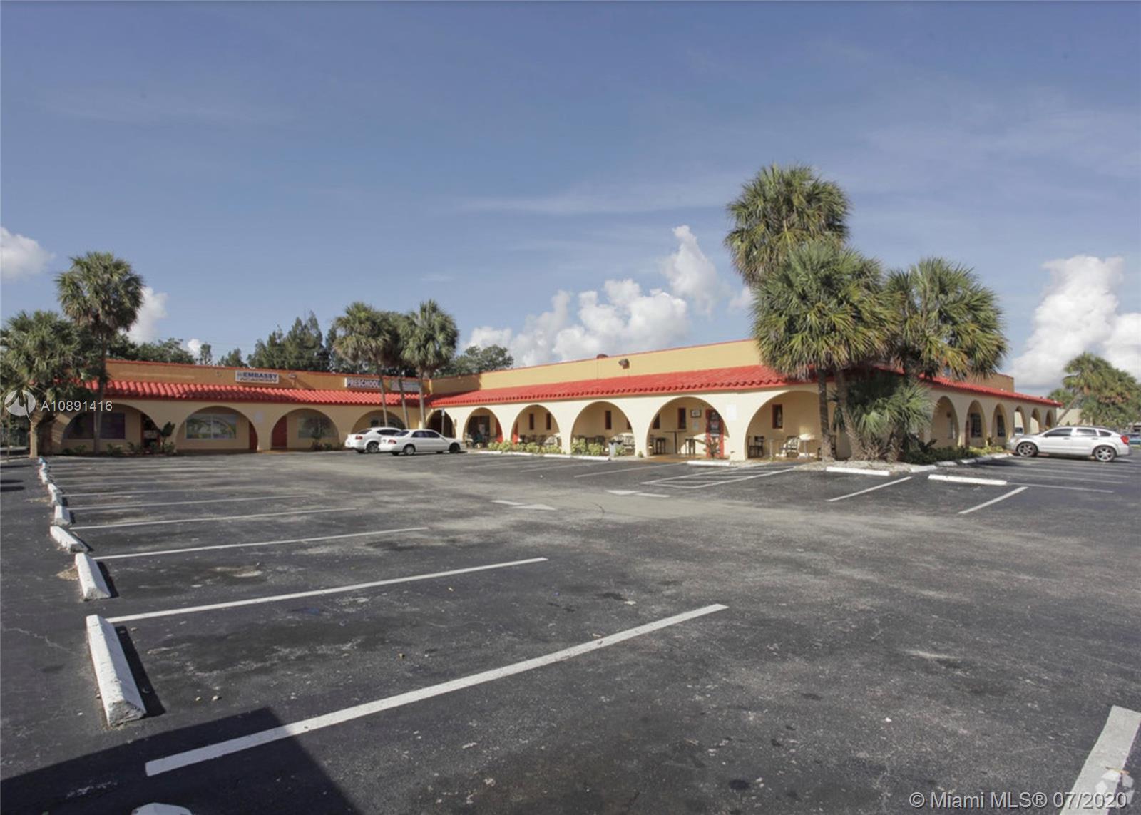 2450 W Oakland Park Blvd, Oakland Park FL 33311
