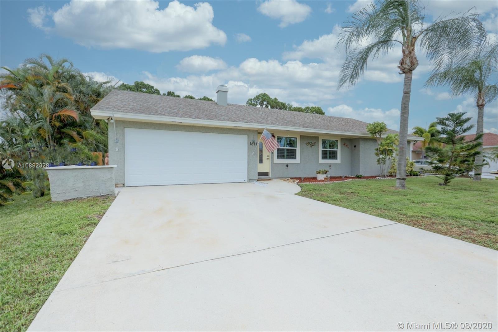1611 SE Mariner Ln, Port St. Lucie FL 34983