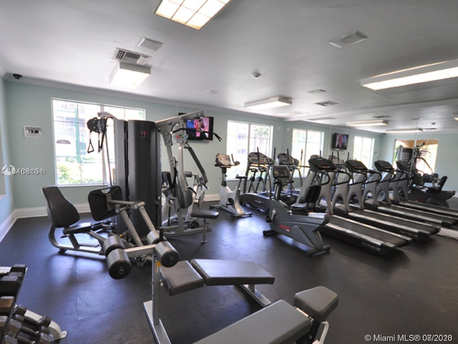 4500 NW 99th Ct # 5, Doral FL 33178 photo 3