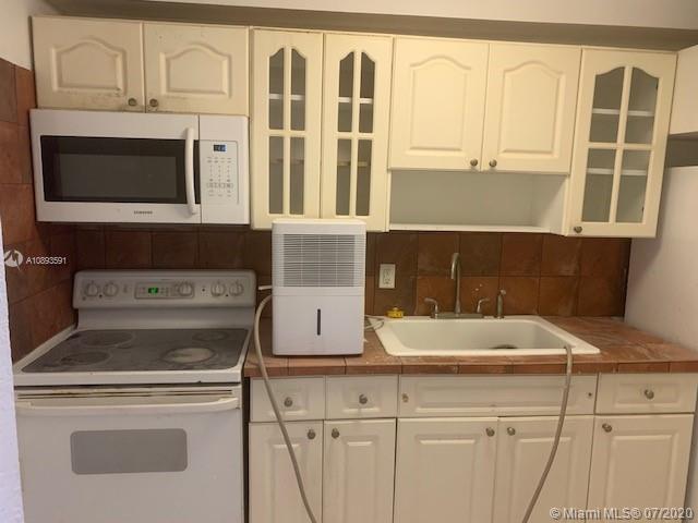 1230 NE 139th St # 202, North Miami FL 33161 photo 3
