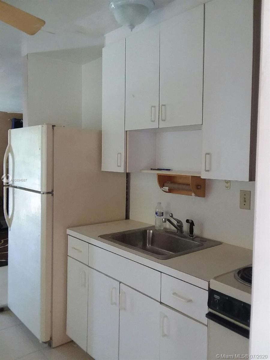 2915 NE 214 ST # 4, Aventura FL 33180 photo 2