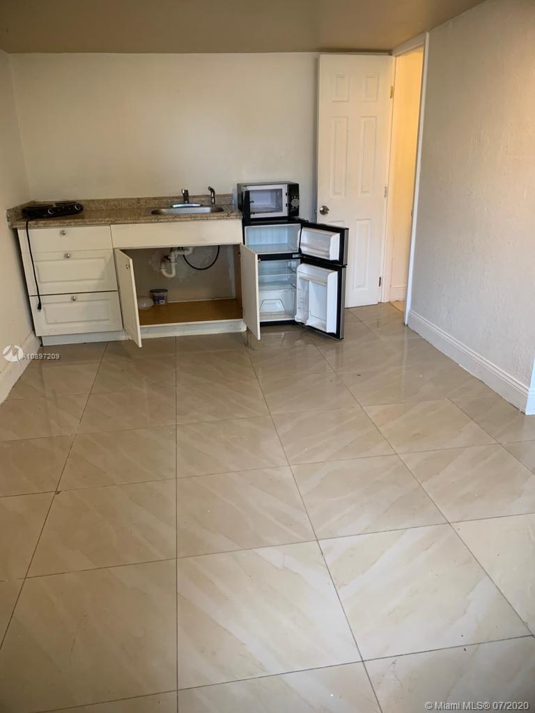 1021 NW 8th St # b, Hallandale Beach FL 33009 photo 2