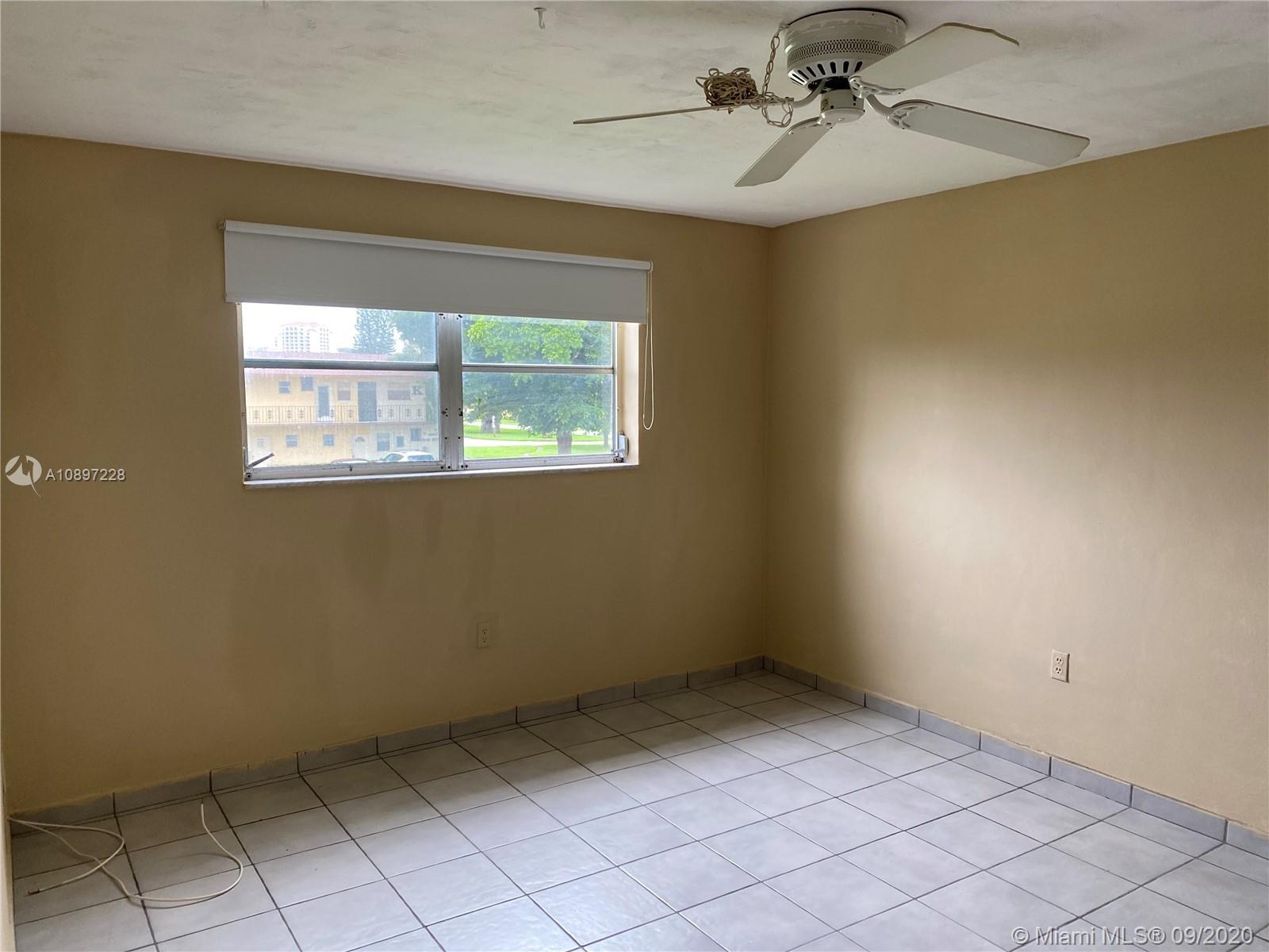 20200 NE 27th Ct # 19, Aventura FL 33180 photo 5